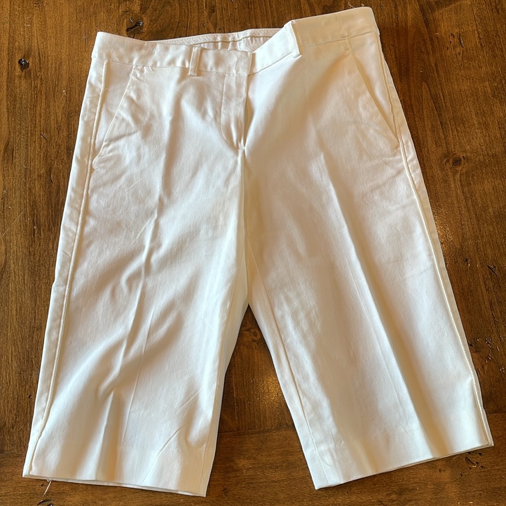 THEORY White Bermuda Shorts 0